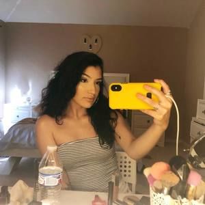 Meet your Posher, Victoria